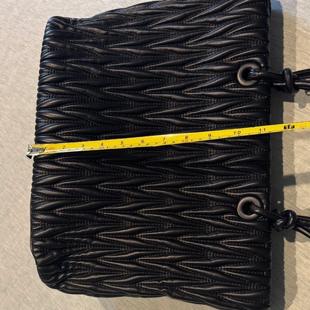 Urban Expressions Black Textured Tote